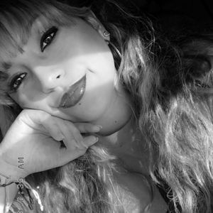 Meet your Posher, Deserae